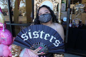 Meet your Posher, Jenivieve